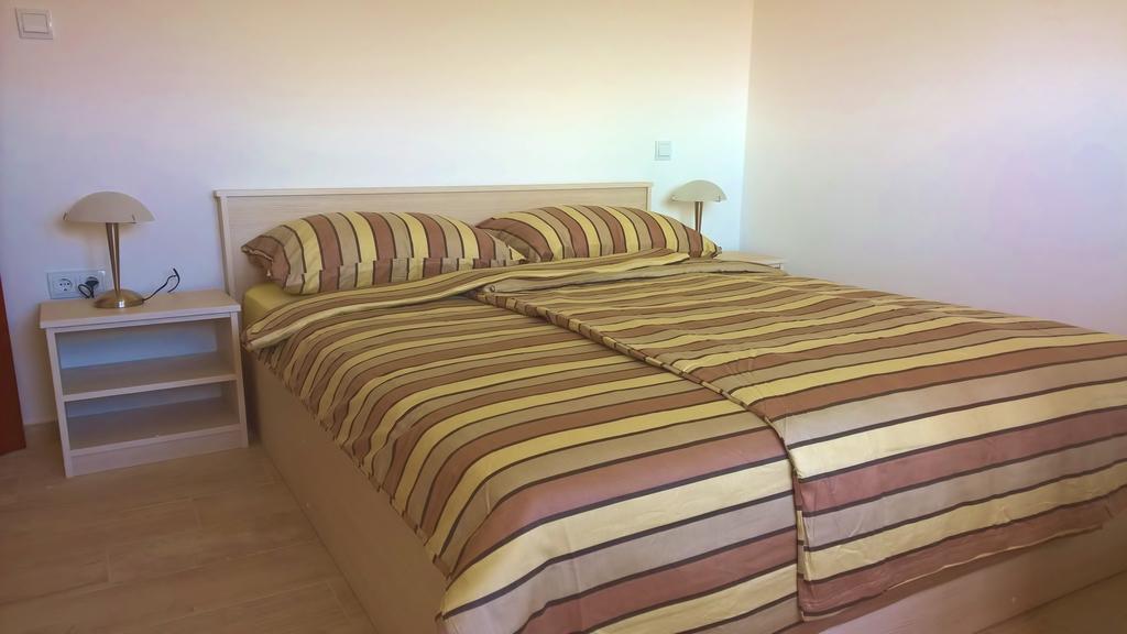 Villa Palas Apartments 2 Рогозница Стая снимка