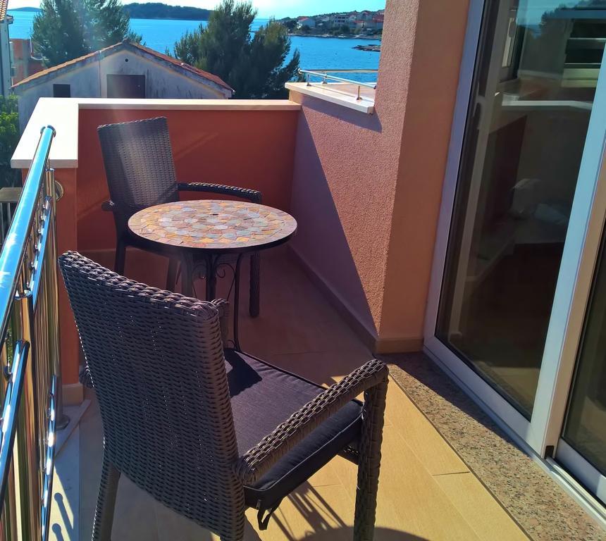 Villa Palas Apartments 2 Рогозница Стая снимка