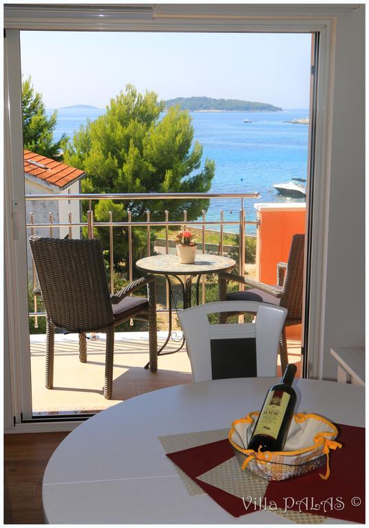Villa Palas Apartments 2 Рогозница Екстериор снимка